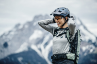 ABUS Helm MoDrop, Ti silver, M 54-58cm